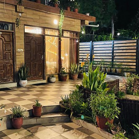 Hotel House Of Lights Solan Esterno foto